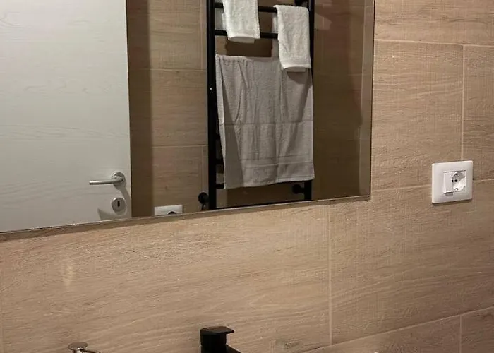 Casa vacanze Bilocale A 300m Dal Mare E 100m Fermata Filobus Pescara