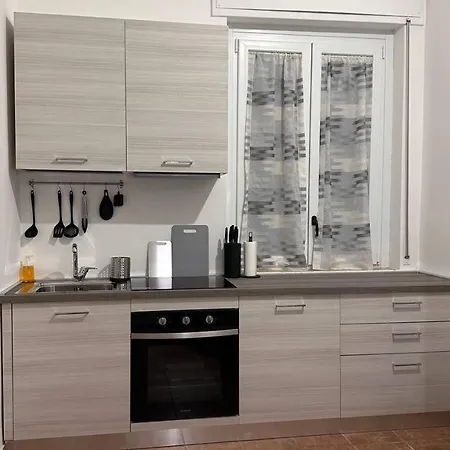 Bilocale A 300m Dal Mare E 100m Fermata Filobus